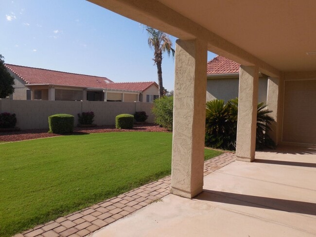 Building Photo - Beautifully Updated 3-Bedroom Home in Sun Lakes - Long-Term Rental