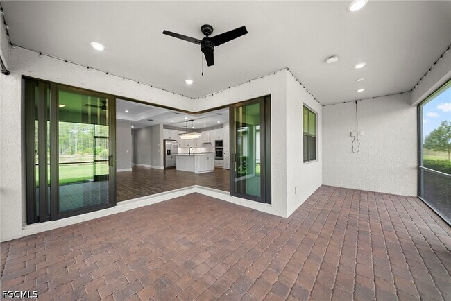 Building Photo - 20112 KIngmont Dr