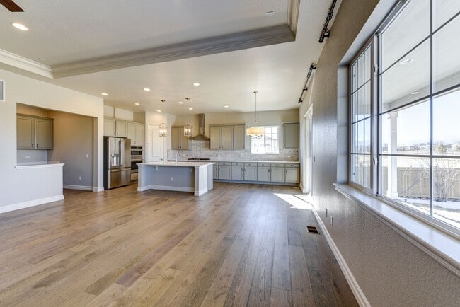 Building Photo - Breathtaking 4 Bedroom 3 Bedroom Ranch Style Home with Finished Basement!!