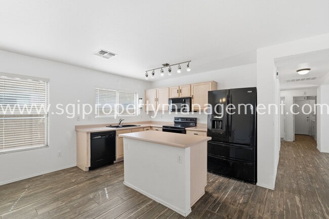 Building Photo - 714 East Michigan Ave