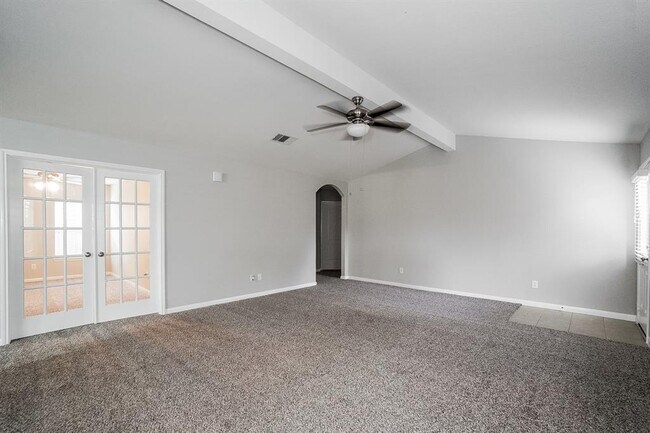 Building Photo - 21219 Slate Bend Dr