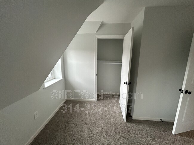 Building Photo - 3501 Pestalozzi St