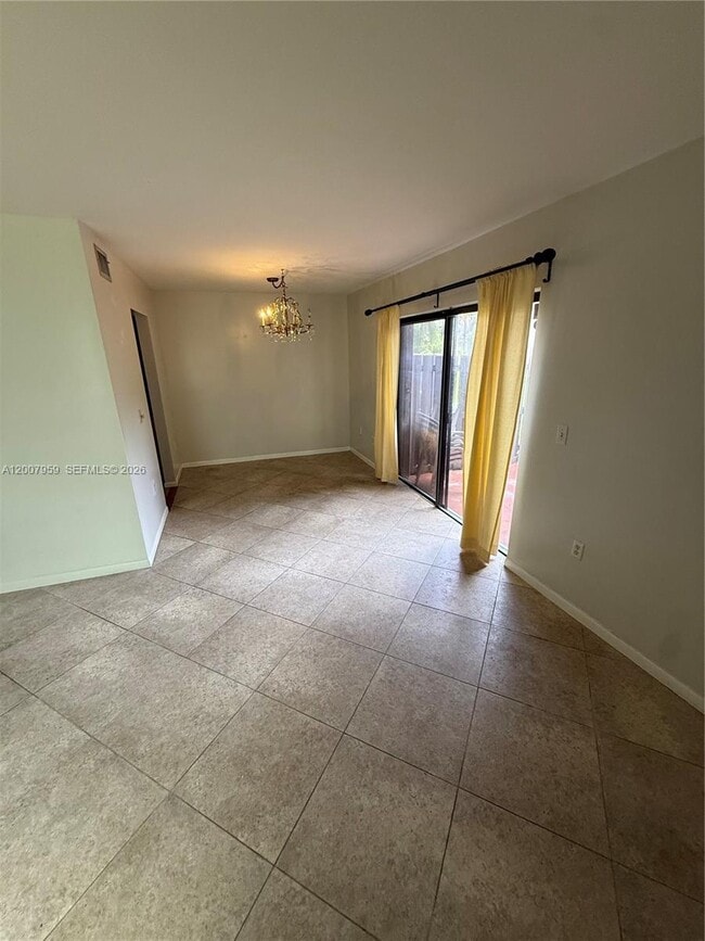 Building Photo - 10661 SW 113th Pl