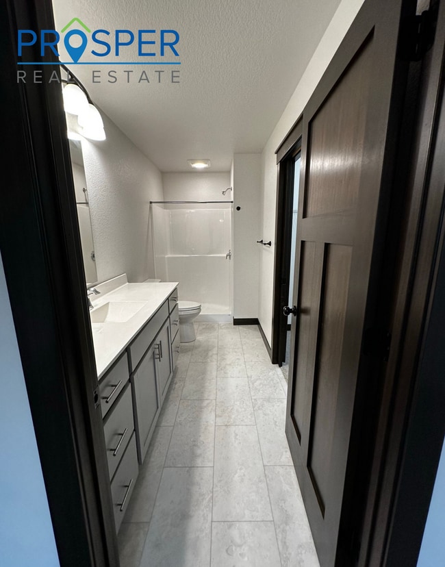 Building Photo - CA793X