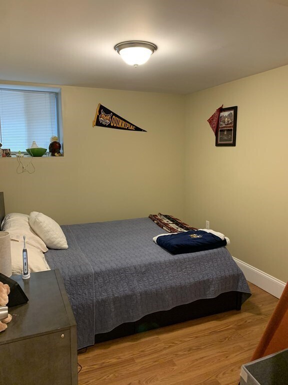 Building Photo - 404 Centre St