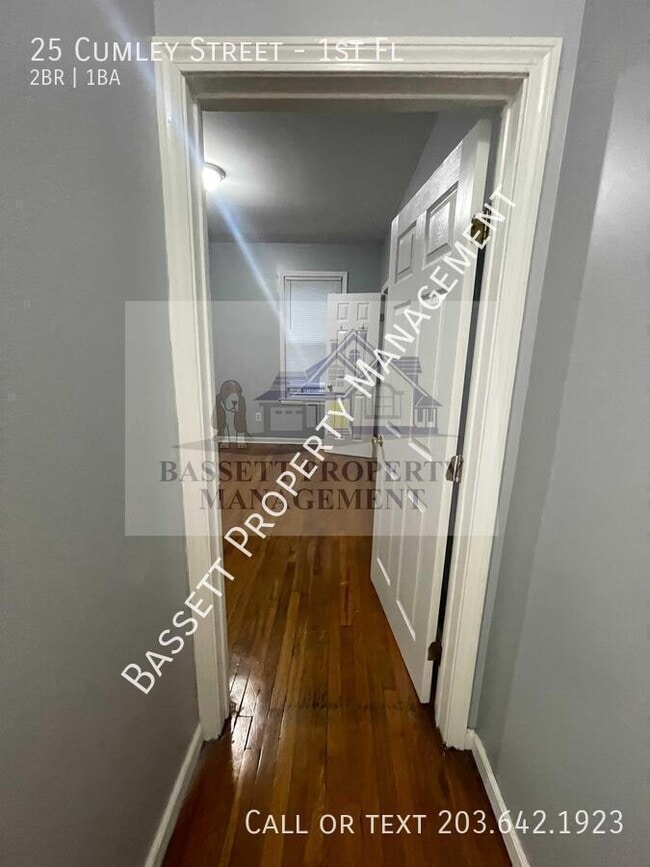Building Photo - 25 Cumley St