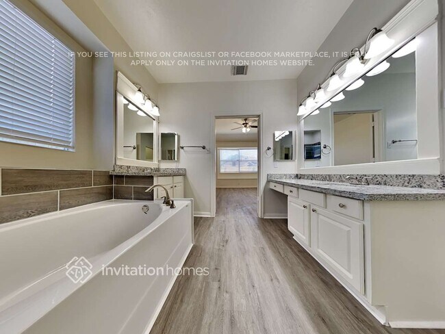 Building Photo - 907 Portsmouth Dr