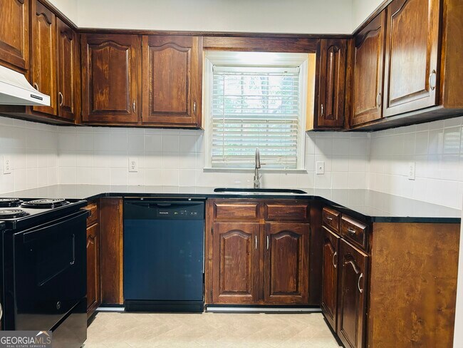 Building Photo - 207 Harwell Ave