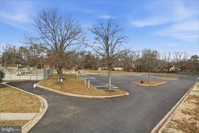 Building Photo - 3454 Tamarack Ct