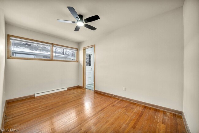 Building Photo - 1171 Jason Ave