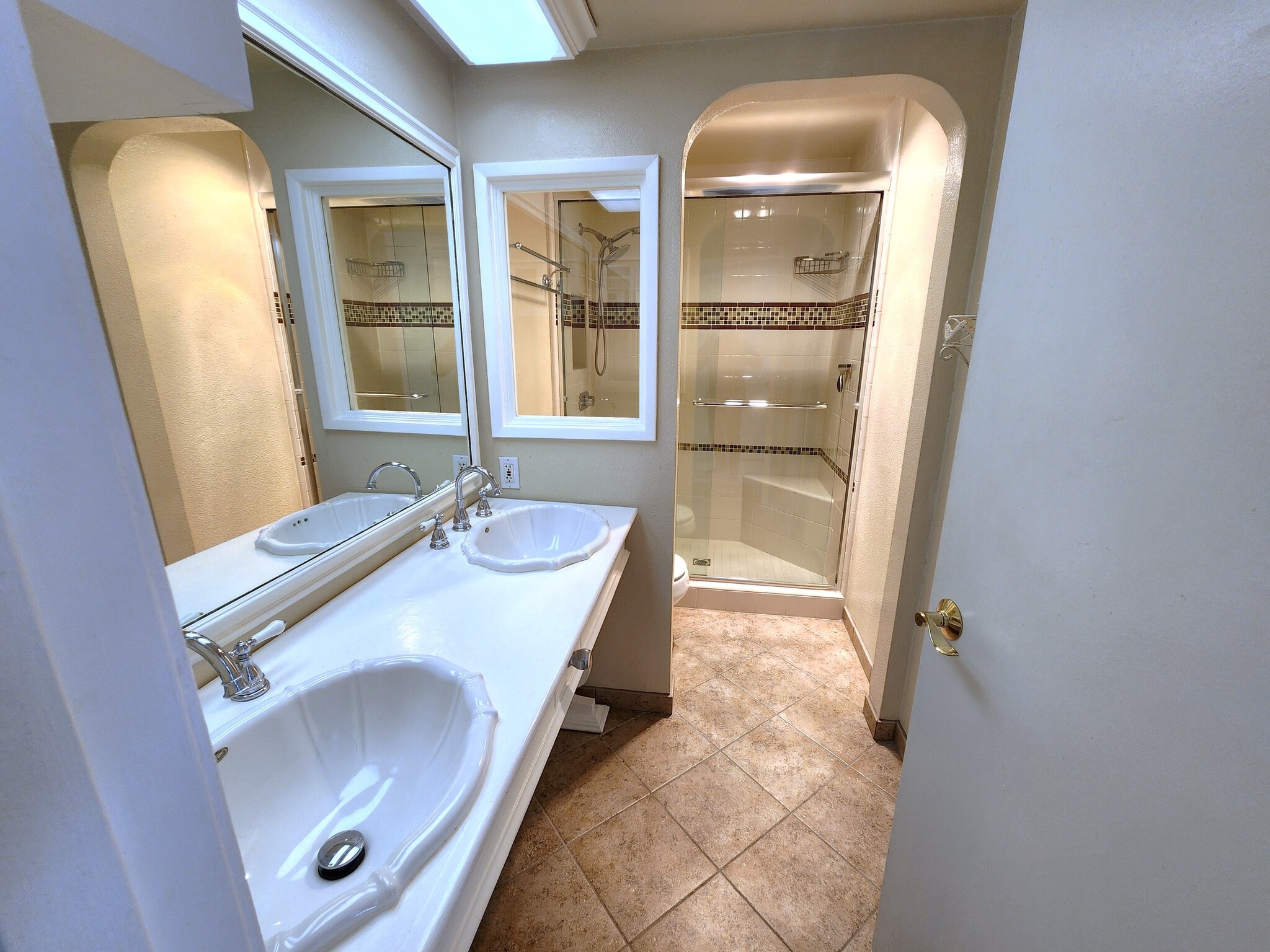 Building Photo - 5322 Colodny Dr