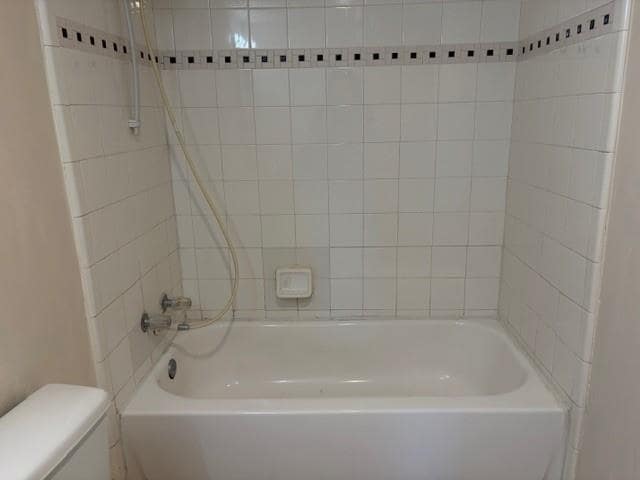 Building Photo - 547 Oldbridge Dr