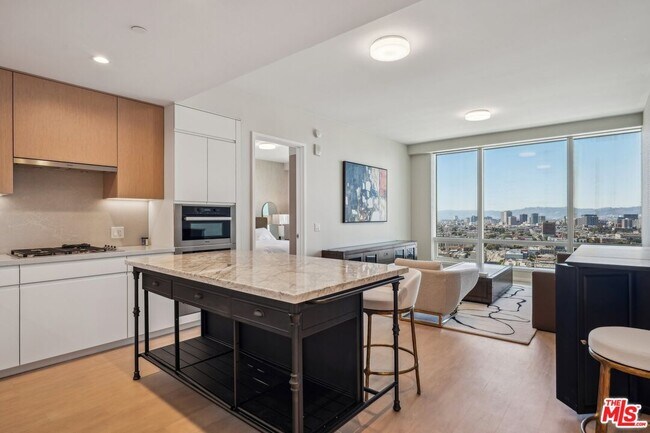 Building Photo - 877 Francisco St