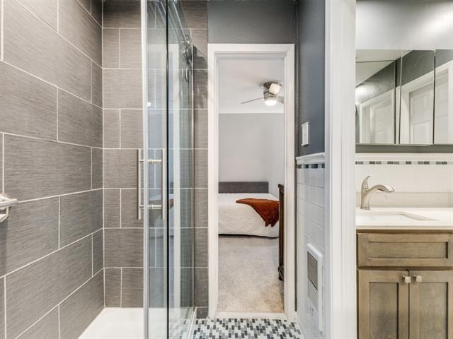 Building Photo - 4116 Cole Ave