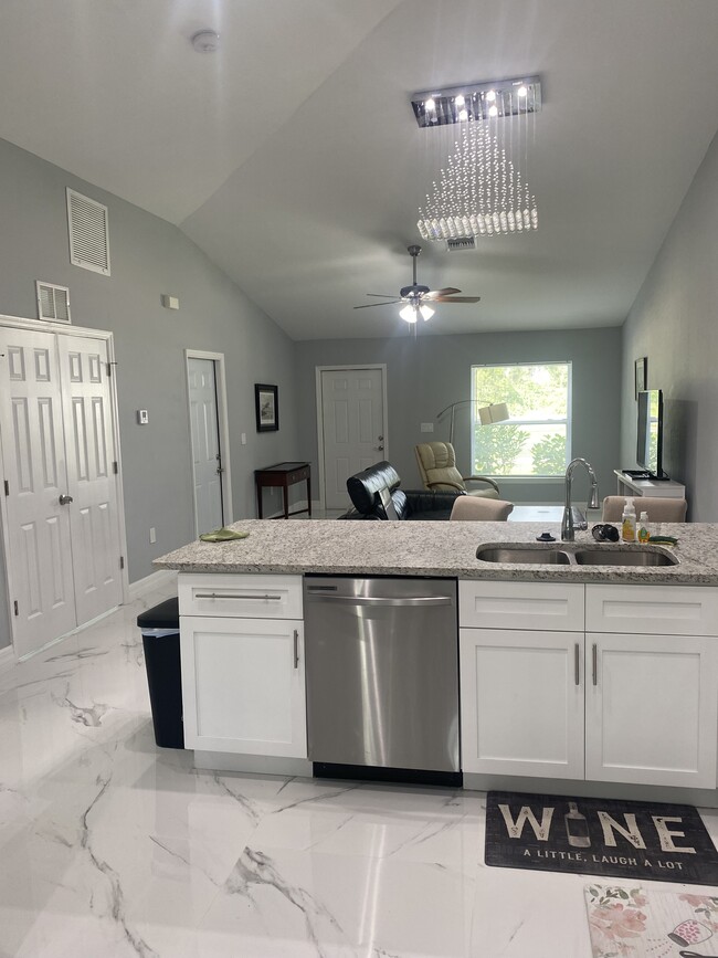 Kitchen - 5351 29th St SW