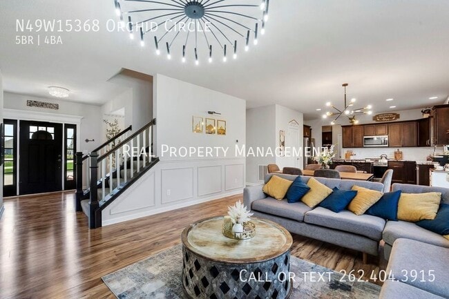 Building Photo - N49W15368 Orchid Cir