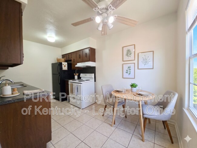Building Photo - 304 Quachita Trail