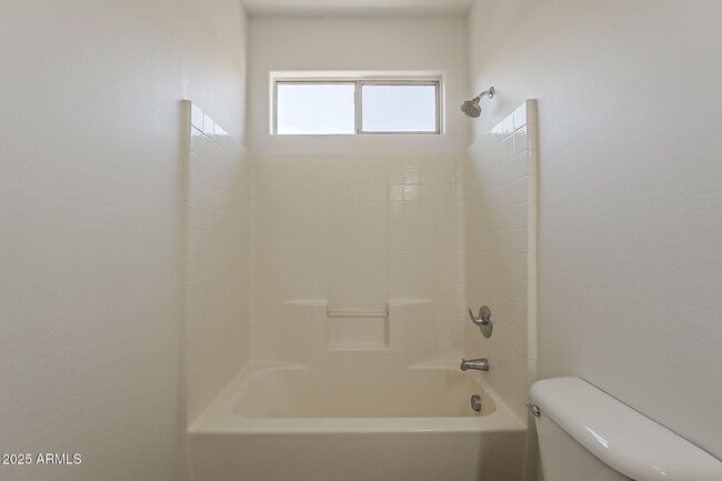 Building Photo - 3877 S Coach House Dr