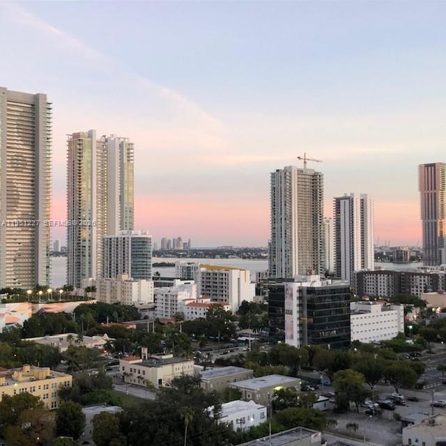 Building Photo - 121 NE 34th St