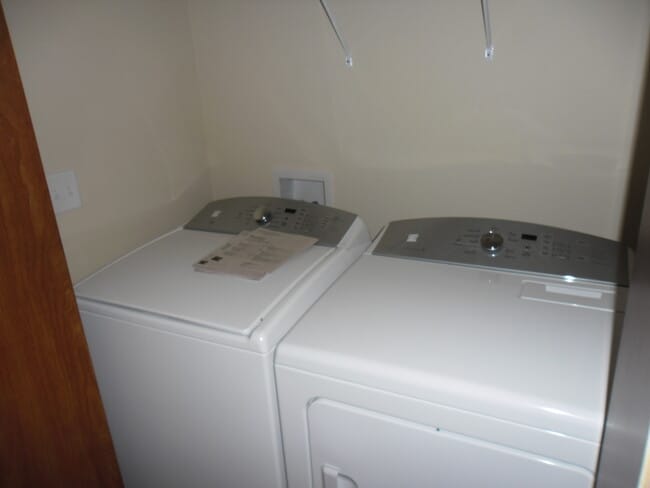 Building Photo - 502 S Margaret Ave