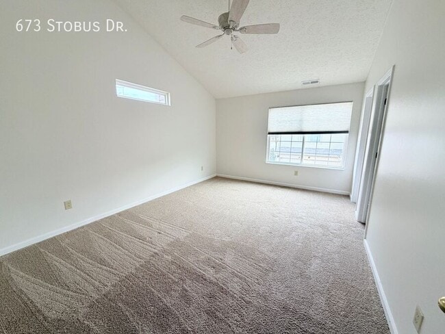 Building Photo - 673 Stobus Dr