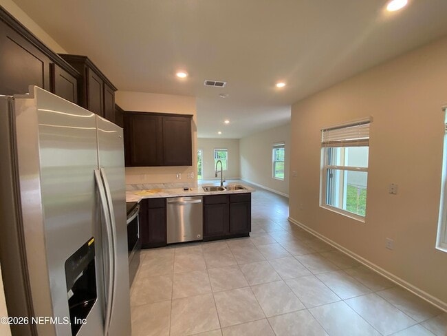Building Photo - 7759 Legacy Trl