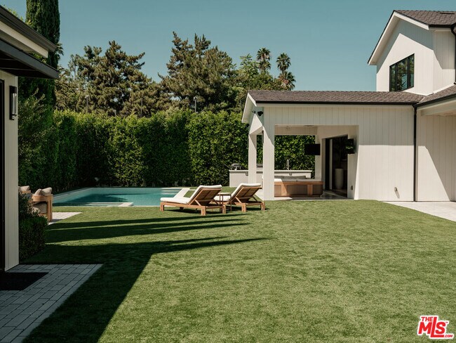 Building Photo - 17228 Otsego St