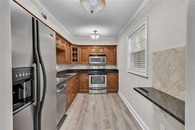 Building Photo - 4430 Tilly Mill Rd