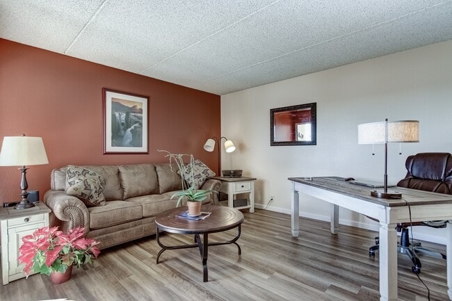 Building Photo - Old Town Scottsdale Condo with a View! Furnished