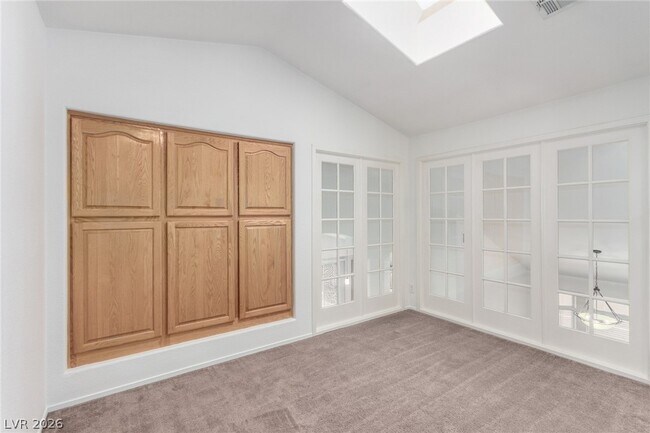 Building Photo - 2412 Shady Vista Dr