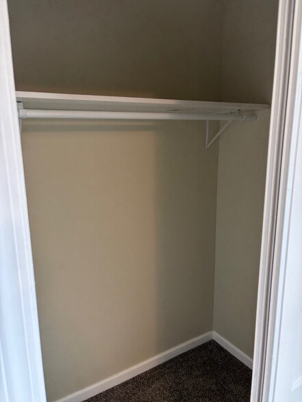 Building Photo - 135 Old Fall Creek Rd