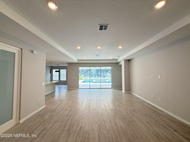 Building Photo - 1352 Arklow Cir