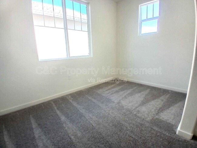 Building Photo - 5339 Shenandoah Vly Ln