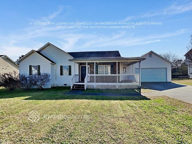 Building Photo - 25 Hedgerow Ct SE