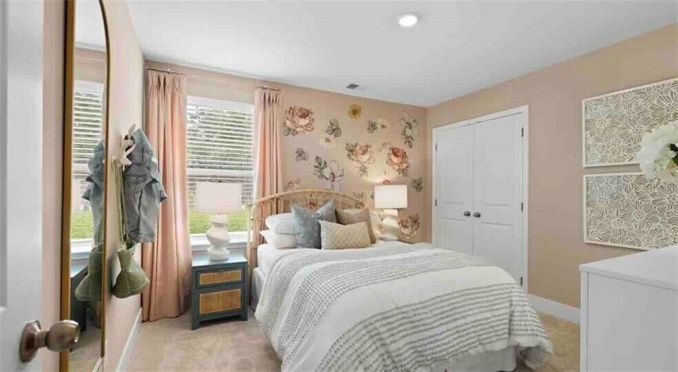 Building Photo - 555 Red Dragon Dr