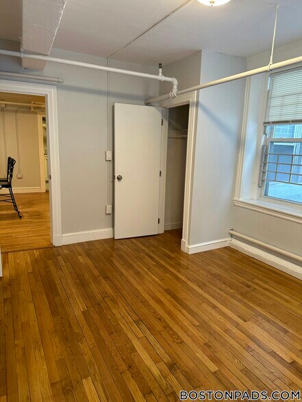 Building Photo - 1450 Commonwealth Ave