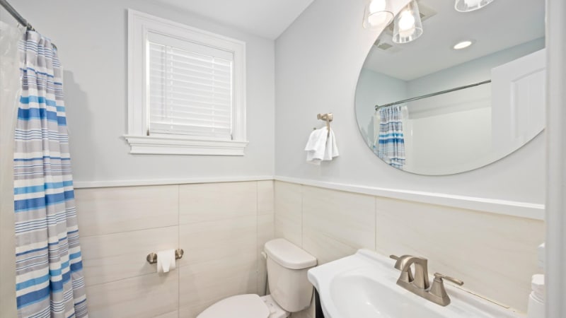 Building Photo - 54 Wesley Rd