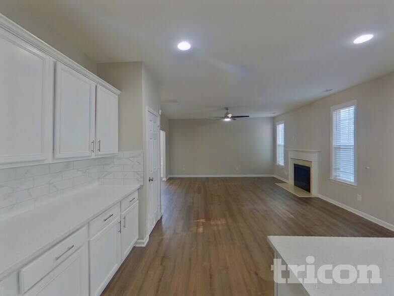 Building Photo - 4286 Savannah Dr