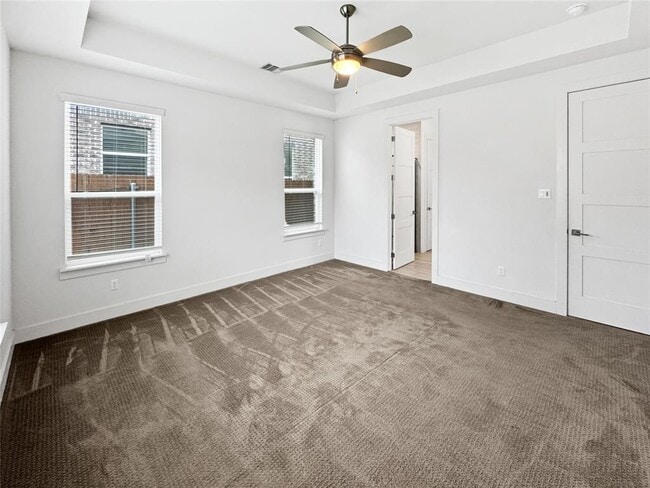 Building Photo - 1304 Westborough Ln