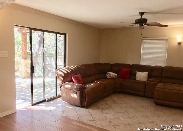 Building Photo - 10935 Hamlen Park Dr