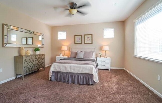 Building Photo - Charming Brentwood 4BD/3BA, Single-Family Home with 2 Car Garage!
