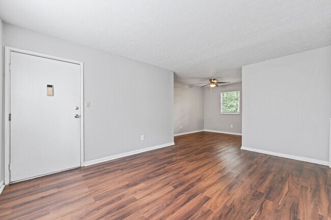 Primary Photo - 12511 E Orell Rd
