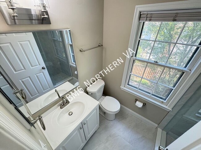 Building Photo - 9606 Scotch Haven Dr