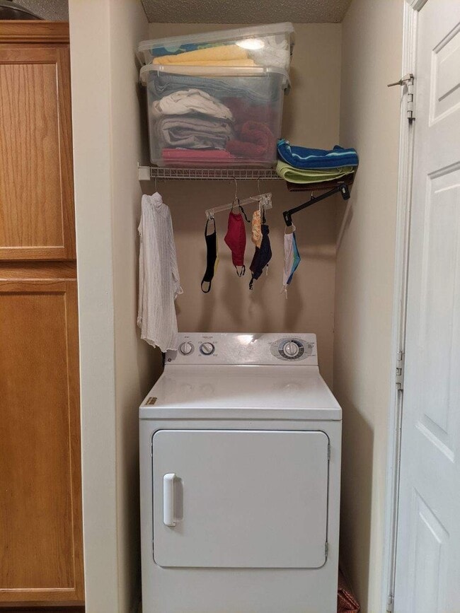 Building Photo - 209 Bridgewater Cir