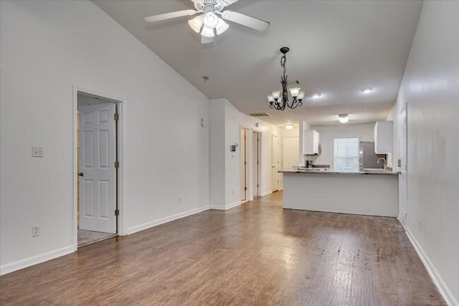 Building Photo - 8041 Reagan Cir