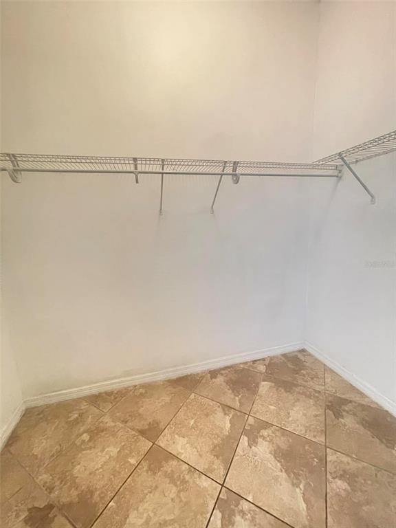 Building Photo - 2370 The Oaks Blvd