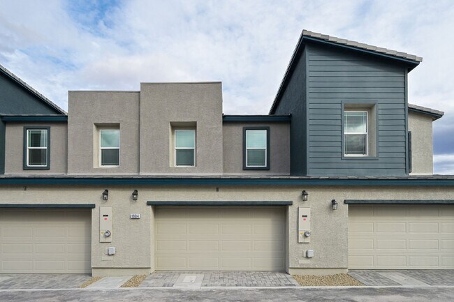 Building Photo - Brand New Townhouse!!! All Appliances incl...