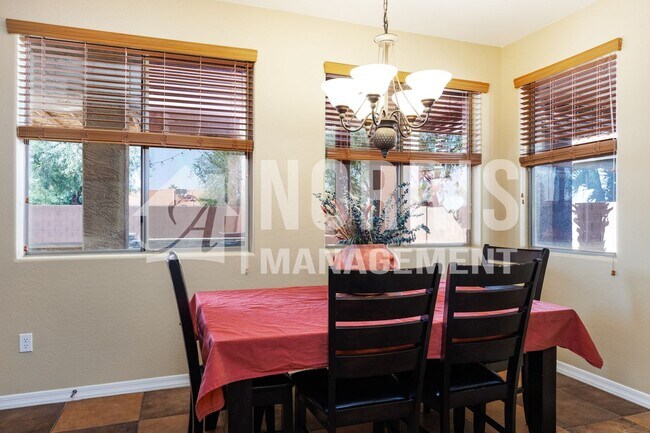 Building Photo - Beautiful Home with a POOL Service Included