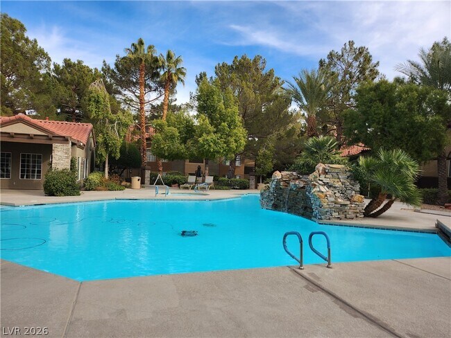 Building Photo - 2200 S Fort Apache Rd