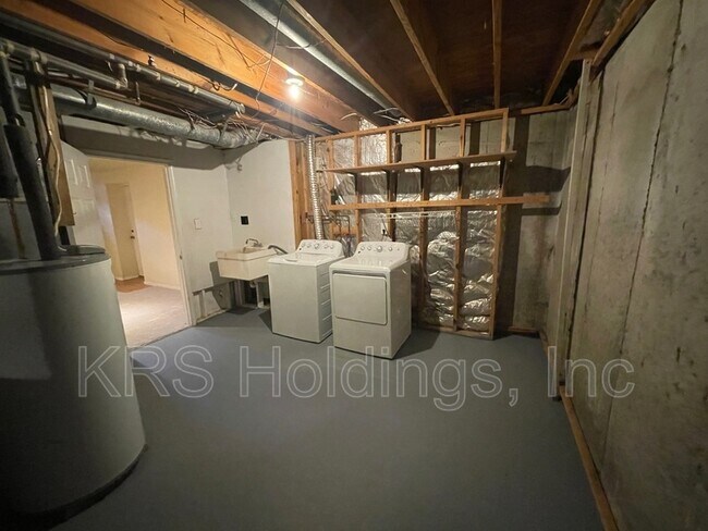 Building Photo - 3265 Bethel Church Dr